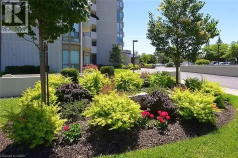 5090 Pinedale Avenue Burlington ON L7L 3V8