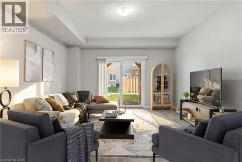 28 Aqua Lane Glanbrook ON L0R 1P0