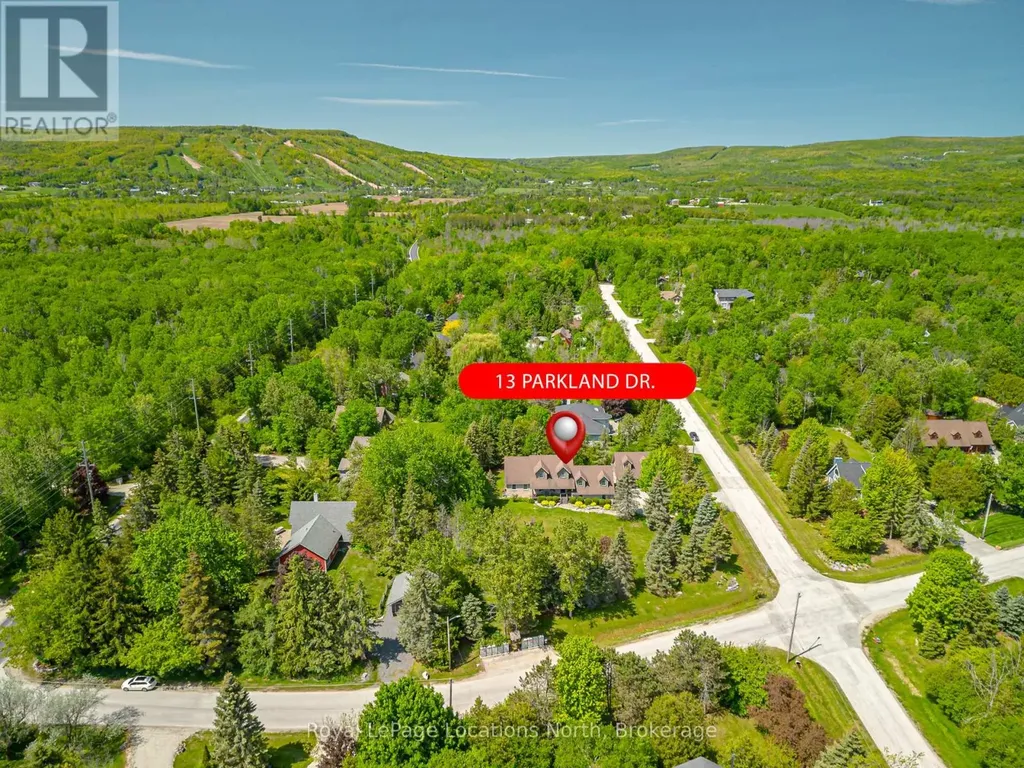 13 Parkland Drive Clearview ON L9Y 3Y9