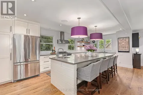 13 Parkland Drive Clearview ON L9Y 3Y9