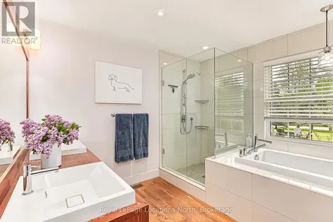 13 Parkland Drive Clearview ON L9Y 3Y9
