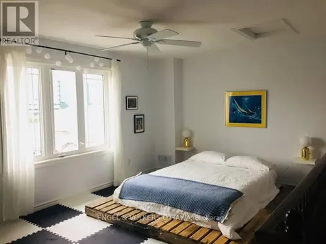 102 Paseo Private Ottawa ON K2G 4N7