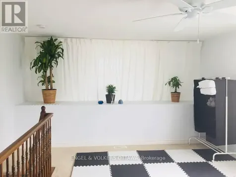 102 Paseo Private Ottawa ON K2G 4N7