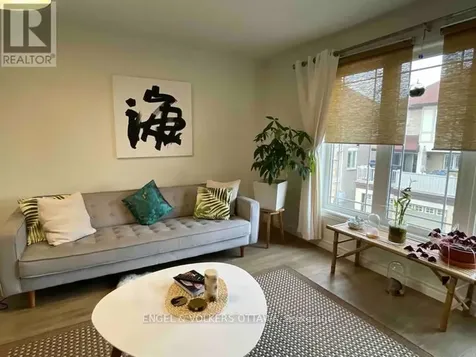 102 Paseo Private Ottawa ON K2G 4N7