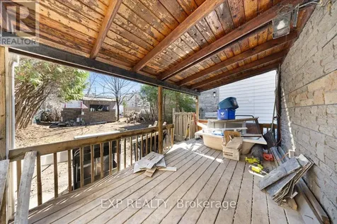 297 Cyr Avenue Ottawa ON K1L 7N6
