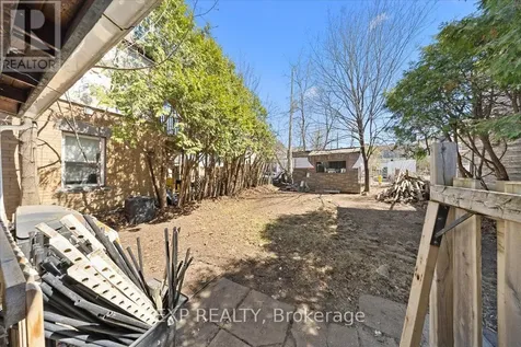 297 Cyr Avenue Ottawa ON K1L 7N6