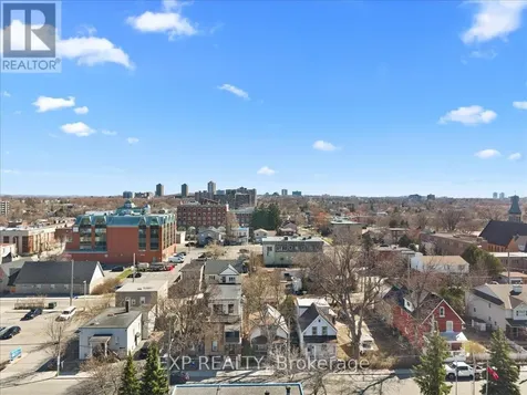 297 Cyr Avenue Ottawa ON K1L 7N6