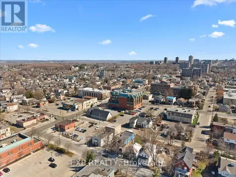 297 Cyr Avenue Ottawa ON K1L 7N6