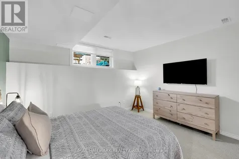 1344 Guthrie Street Ottawa ON K2H 1G8
