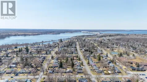 310 Westmoreland Avenue Cornwall ON K6J 2G9