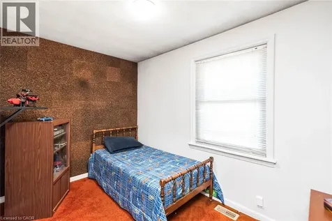 124 Broker Drive Hamilton ON L8T 2B8