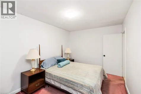 124 Broker Drive Hamilton ON L8T 2B8
