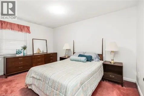 124 Broker Drive Hamilton ON L8T 2B8