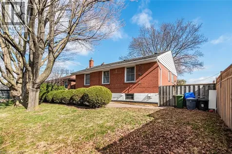 124 Broker Drive Hamilton ON L8T 2B8