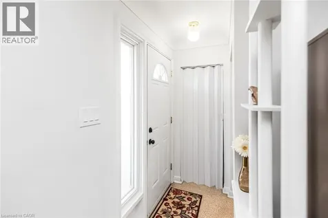 124 Broker Drive Hamilton ON L8T 2B8
