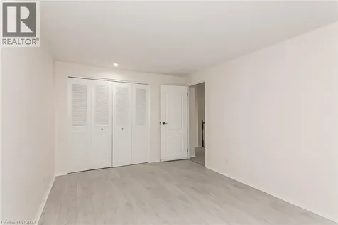 279 Sandowne Drive Waterloo ON N2K 2C1