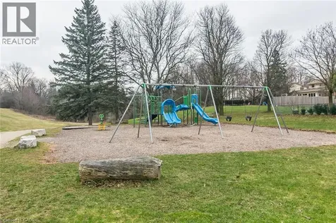 279 Sandowne Drive Waterloo ON N2K 2C1