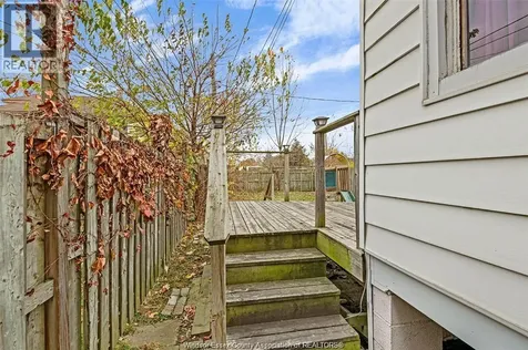 1333 Wyandotte Street West Windsor ON N9B 1H3