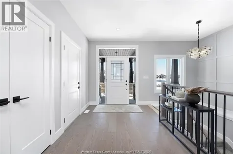 111 Fenceline Drive Chatham ON N7M 6B4