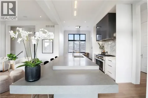 31 Reid Court Puslinch ON N0B 2J0