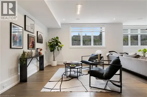 31 Reid Court Puslinch ON N0B 2J0
