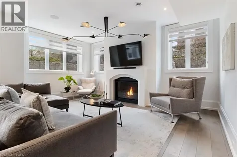 31 Reid Court Puslinch ON N0B 2J0
