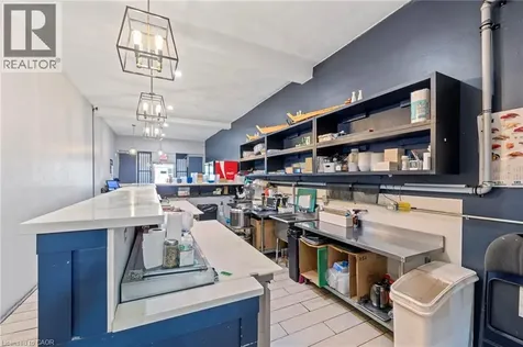 542 Concession Street Hamilton ON L8V 1A9