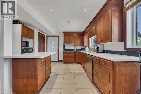 617 Eighth Road East Stoney Creek ON L8J 2X4