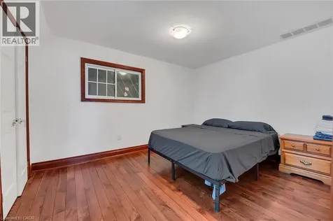 617 Eighth Road East Stoney Creek ON L8J 2X4