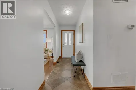 617 Eighth Road East Stoney Creek ON L8J 2X4