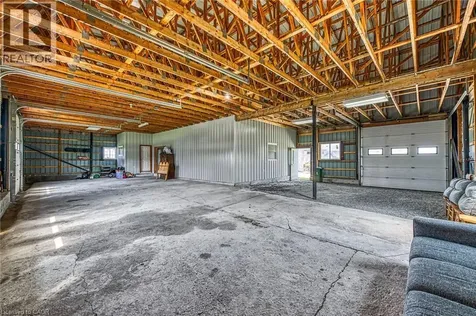 617 Eighth Road East Stoney Creek ON L8J 2X4