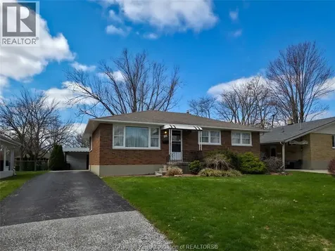 64 Coverdale Street North Chatham ON N7L 2T9