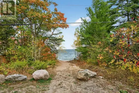 1950 Champlain Road Tiny ON L9M 0B6