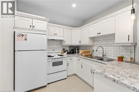 58 Hohner Avenue Kitchener ON N2H 2V4