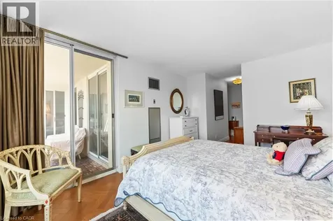 2287 Lake Shore Boulevard West Toronto ON M8V 3Y1