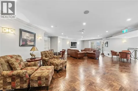 2287 Lake Shore Boulevard West Toronto ON M8V 3Y1