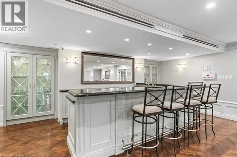 2287 Lake Shore Boulevard West Toronto ON M8V 3Y1