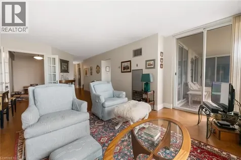 2287 Lake Shore Boulevard West Toronto ON M8V 3Y1