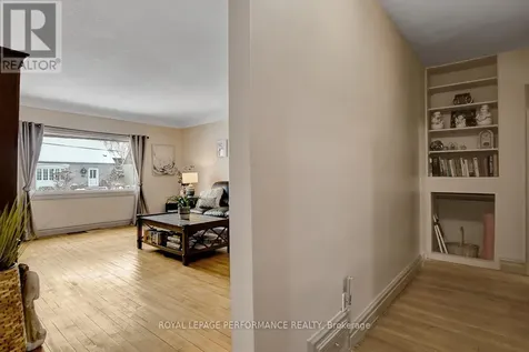 103 Glynn Avenue Ottawa ON K1K 1S7
