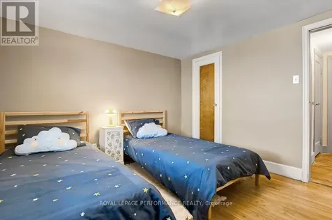 103 Glynn Avenue Ottawa ON K1K 1S7