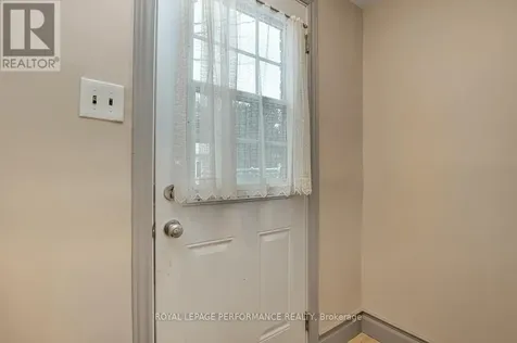 103 Glynn Avenue Ottawa ON K1K 1S7