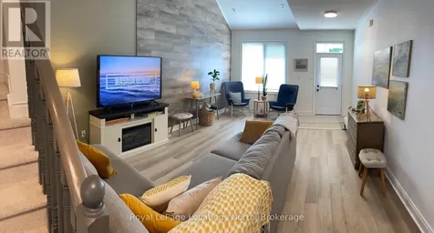 32 Berkshire Avenue Wasaga Beach ON L9Z 0G3