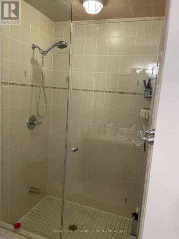 32 Berkshire Avenue Wasaga Beach ON L9Z 0G3