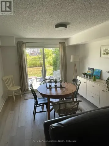 32 Berkshire Avenue Wasaga Beach ON L9Z 0G3