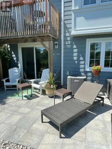 32 Berkshire Avenue Wasaga Beach ON L9Z 0G3