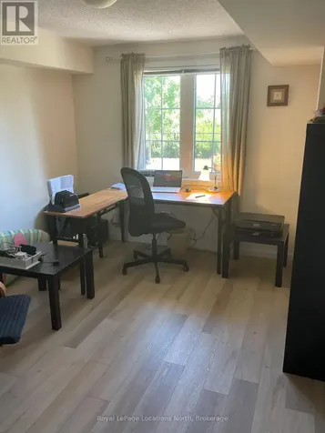 32 Berkshire Avenue Wasaga Beach ON L9Z 0G3