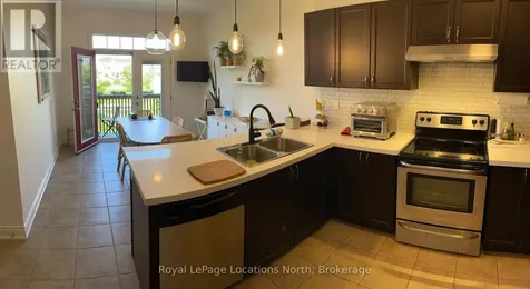 32 Berkshire Avenue Wasaga Beach ON L9Z 0G3
