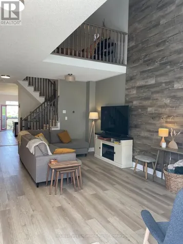 32 Berkshire Avenue Wasaga Beach ON L9Z 0G3