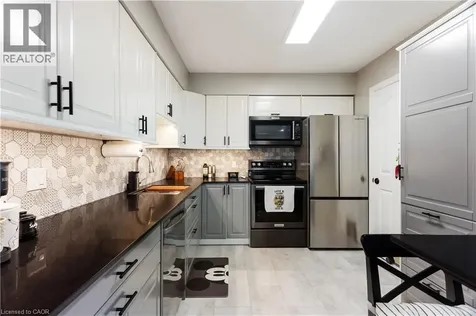 50 Campbell Court Stratford ON N5A 7T6