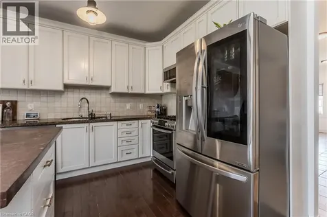 2121 Prospect Street Burlington ON L7R 1Z2